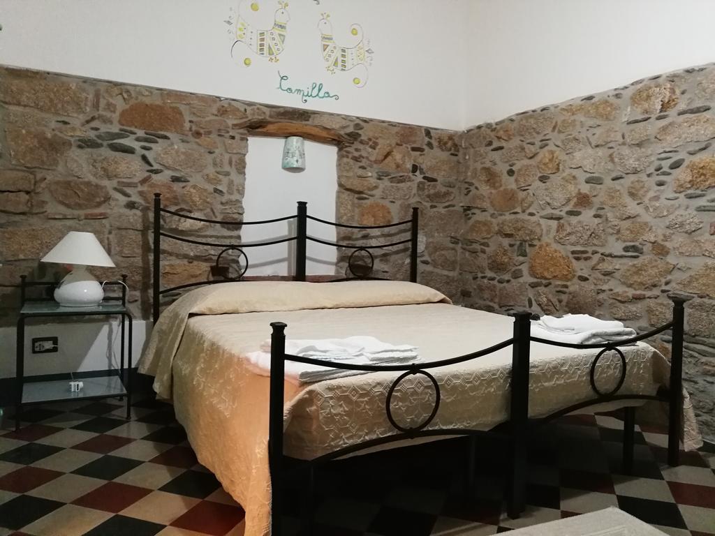 Hotel Casa Camilla Sardegna à San Vito  Extérieur photo
